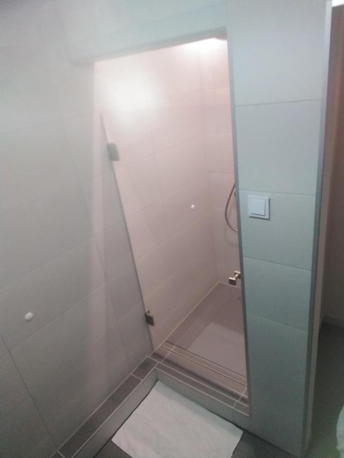 弗罗茨瓦夫Apartament Zielona Wierzba Blisko Sky Tower公寓 外观 照片